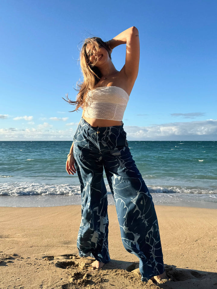 Women's Pants in Kalo Blues