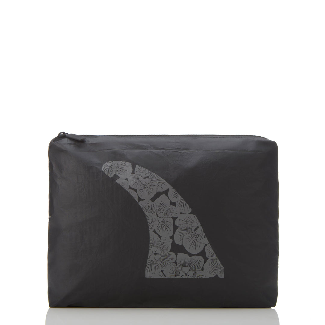 Fin Mid Pouch in Charcoal on Black