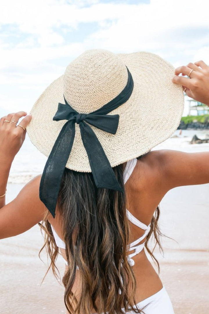 Packable Straw Beach Hat: Beige