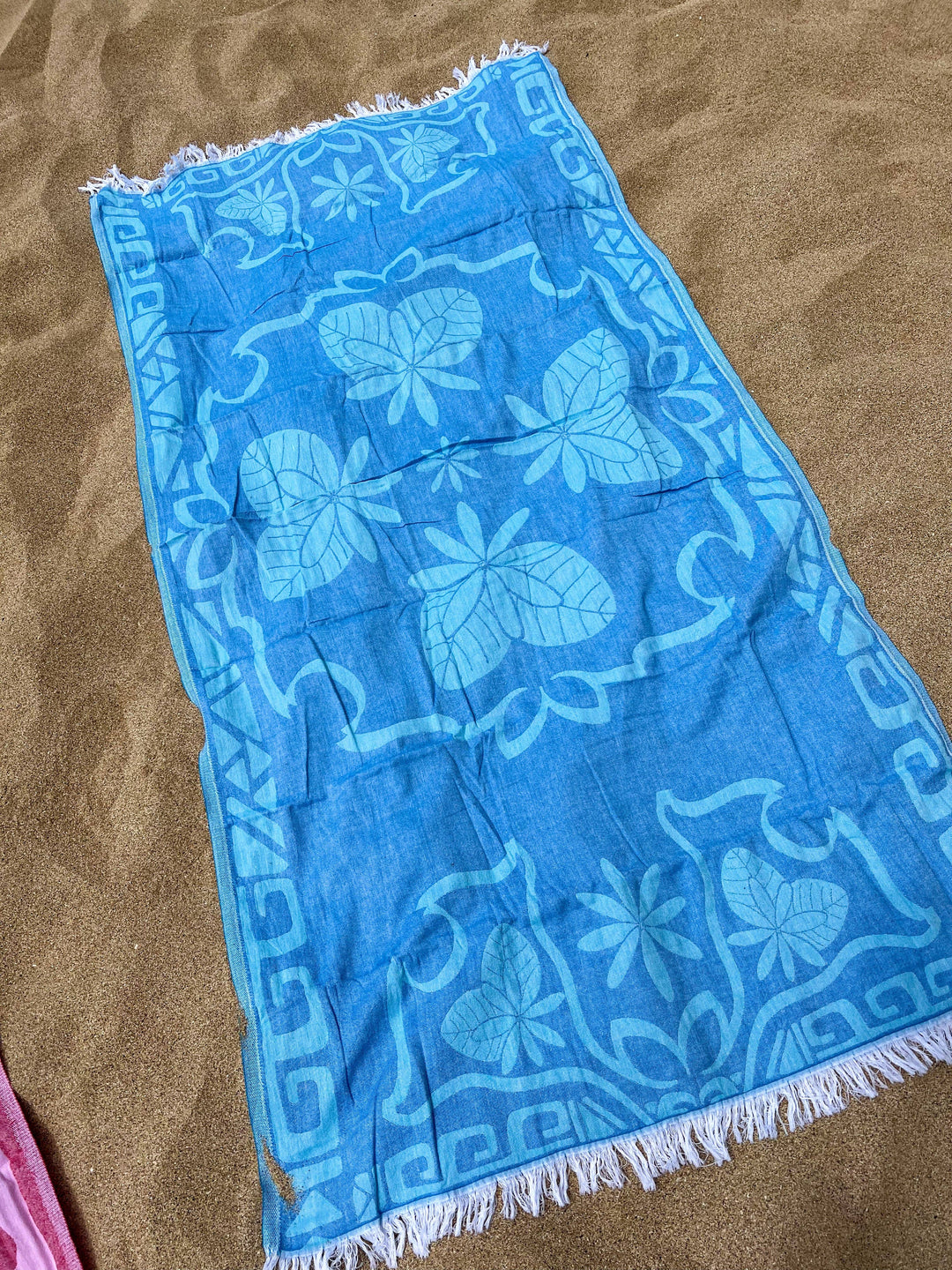Vaiata Luxe Beach Towel