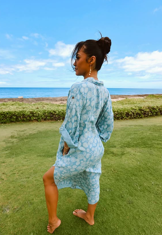Womenʻs Long Shirt Dress in Shell Treasure