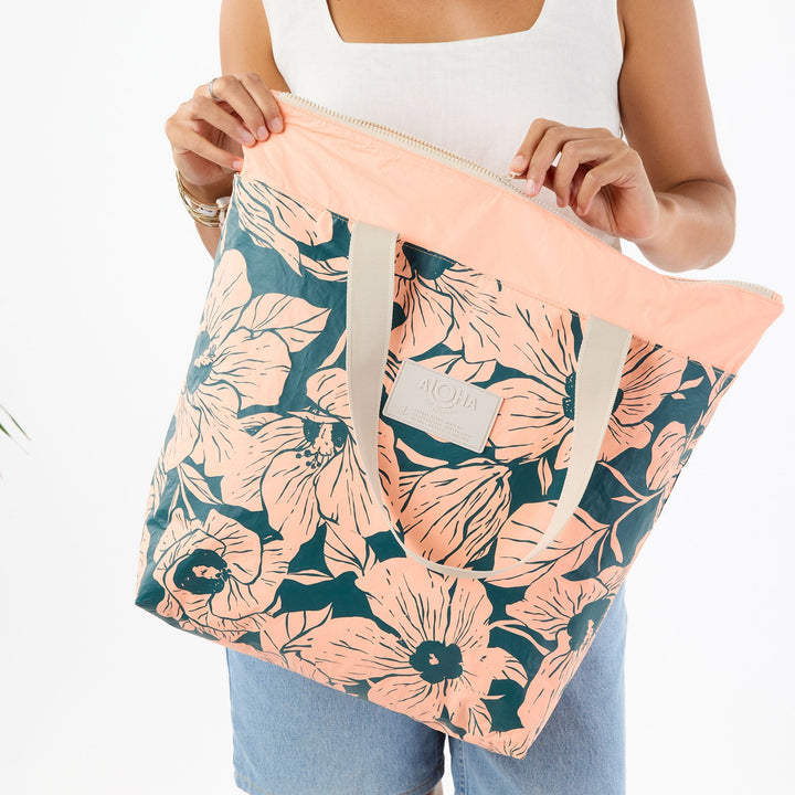 https://cdn.shopify.com/s/files/1/1119/6322/files/DT_flor_del_mar_dark_teal_on_peachy_cu2_op.jpg?v=1770420659