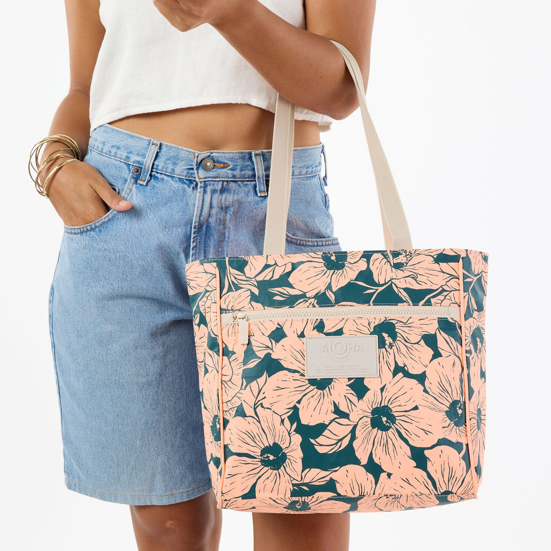 https://cdn.shopify.com/s/files/1/1119/6322/files/GTT_flor_del_mar_dark_teal_on_peachy_cu1_op.jpg