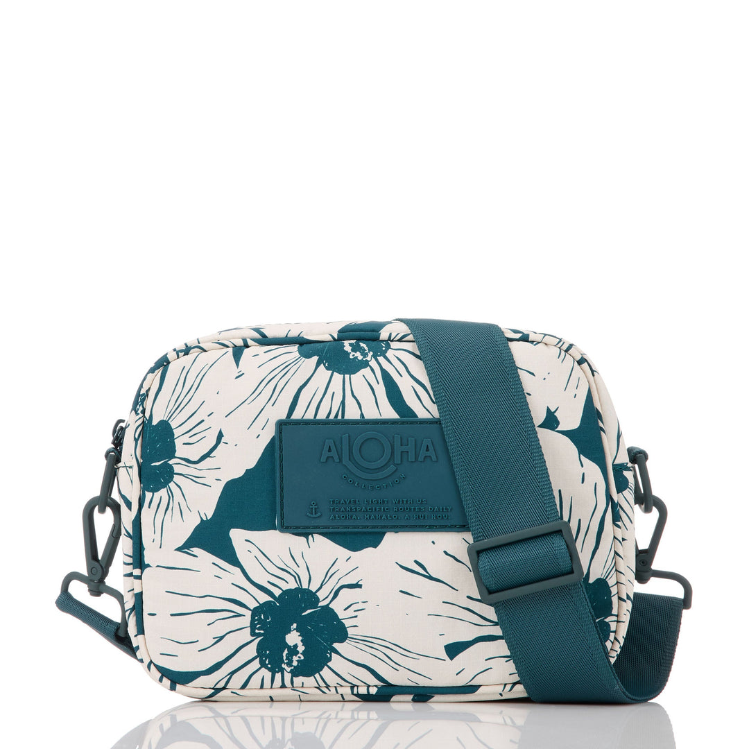 https://cdn.shopify.com/s/files/1/1119/6322/files/Le_tour_flor_del_mar_dark_teal_on_sandstone_1_op.jpg
