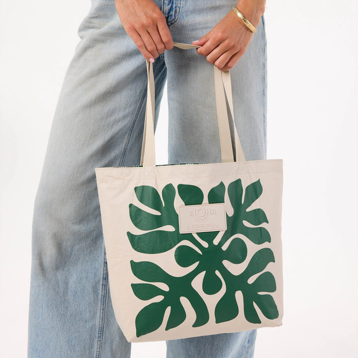 Applique Reversible Tote - Vineyard