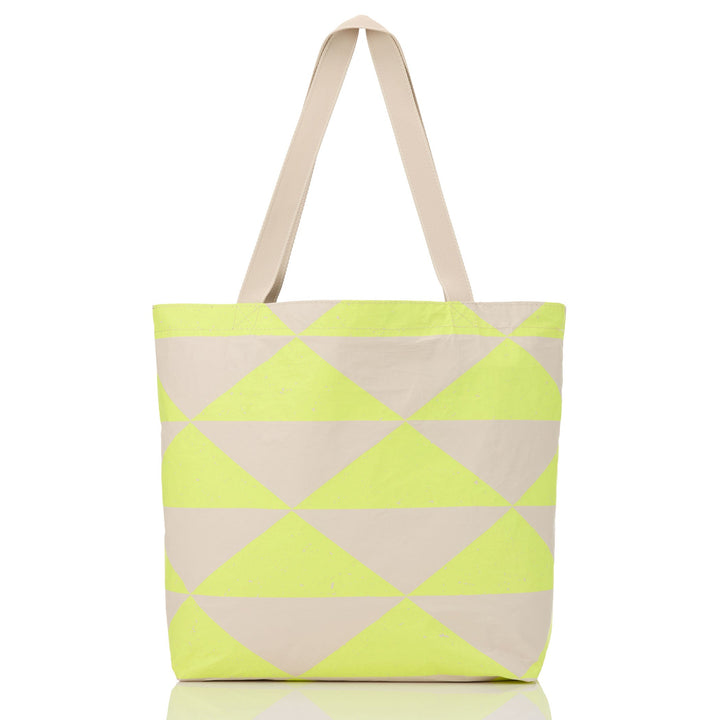 Lei ALOHA Reversible Tote in Highlighter on Sandstone