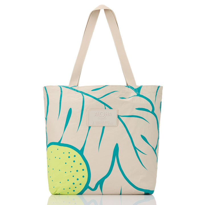 https://cdn.shopify.com/s/files/1/1119/6322/files/RVS_ulu_nui_dark_teal_on_sandstone_1_op.jpg