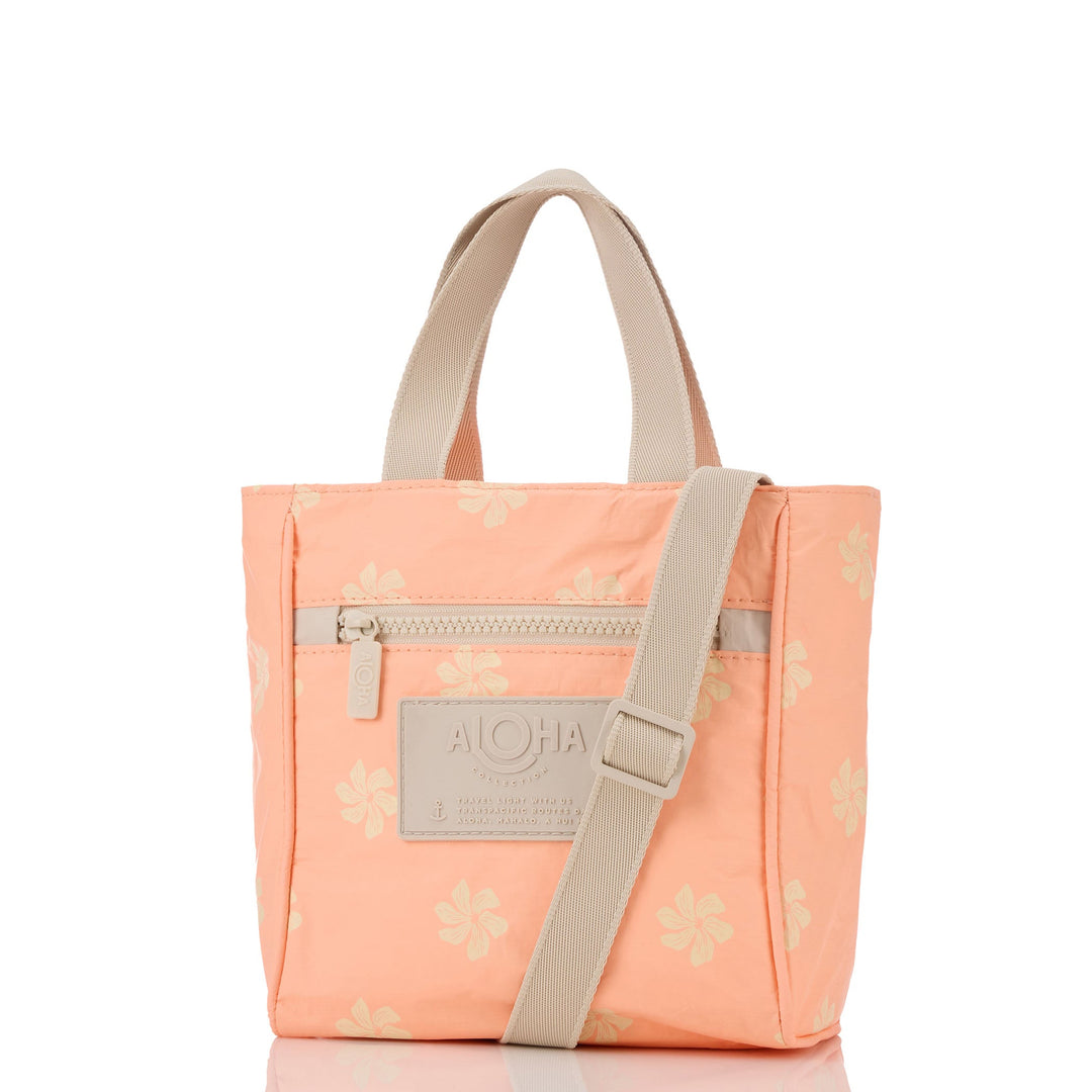 https://cdn.shopify.com/s/files/1/1119/6322/files/cxb_casa_gardenia_peachy_1_op.jpg?v=1770756676