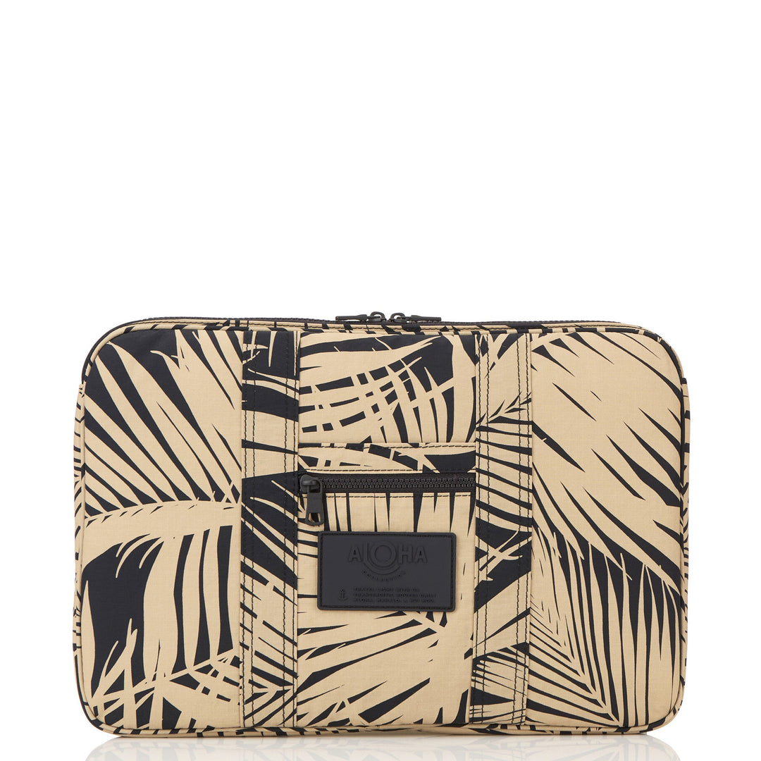 https://cdn.shopify.com/s/files/1/1119/6322/files/laptop_case_areca_frappe_black_1_op.jpg
