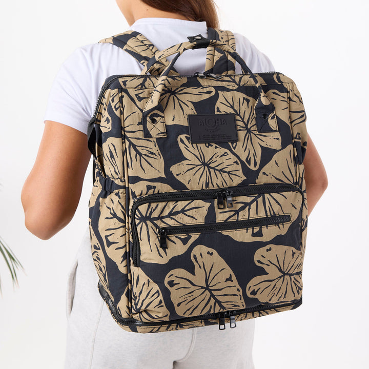 Kalo Le Bebe in Iced Coffe on Black