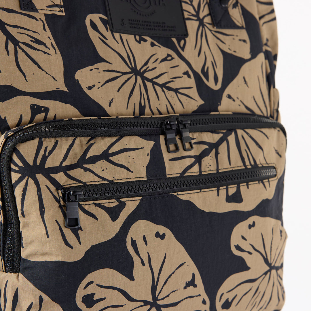 Kalo Le Bebe in Iced Coffe on Black