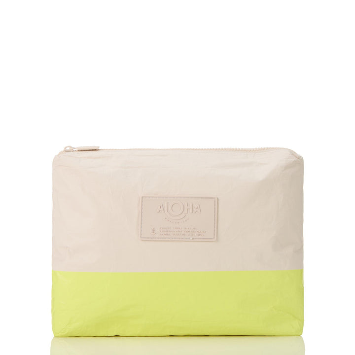 Dipped Mid Pouch in Highlighter on Sandstone
