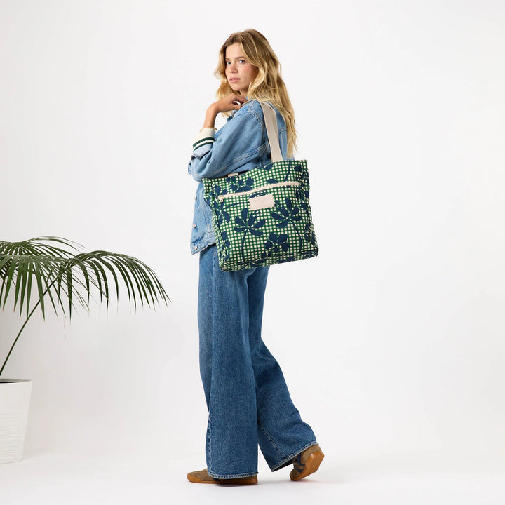 Picnic Fleur Daily Tote