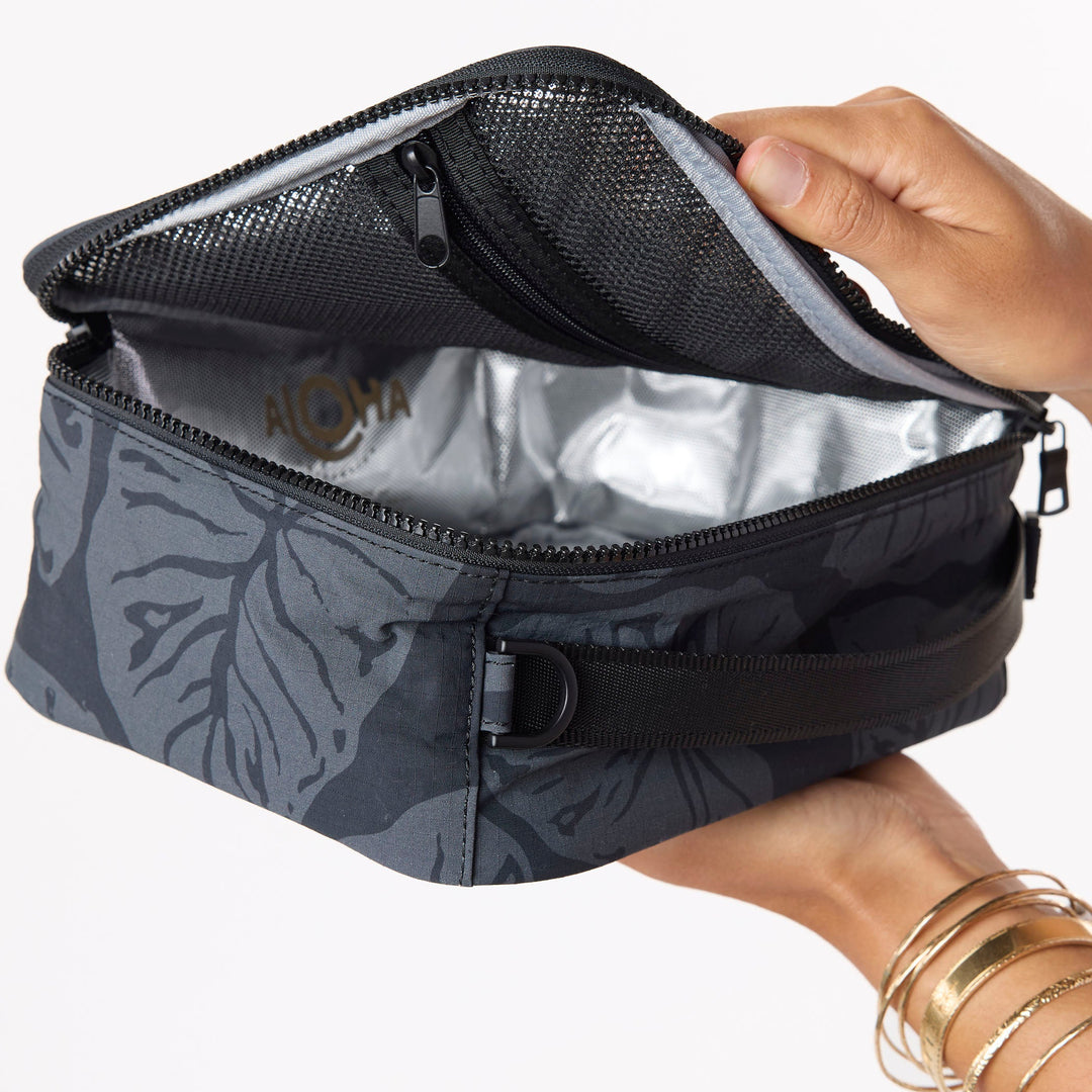 Kalo Keep It Light Lunch Box in Black