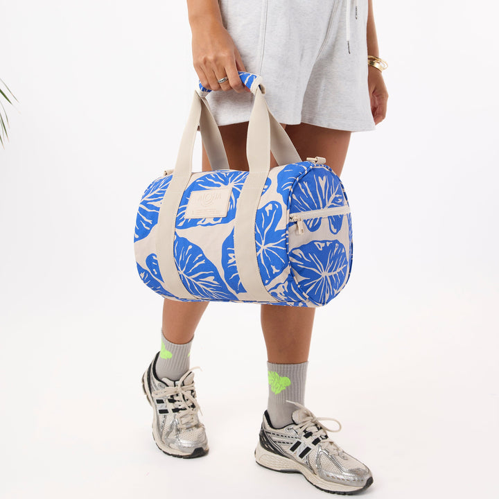 Kalo Keep It Light Stubby Duffle in Black