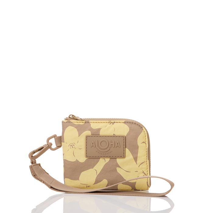 Puakenikeni Buds Wristlet